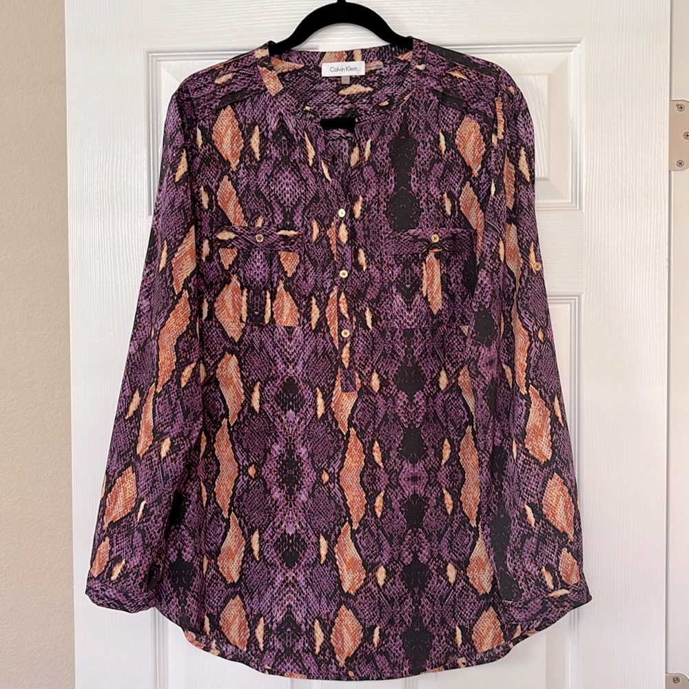 CALVIN KLEIN SNAKE PRINT TOP-MULTI COLOR- LONG SLEEVES WITH ROLL TAB
